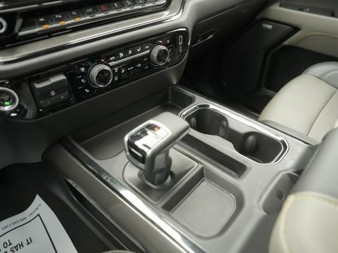 Used 2023 Chevrolet Silverado 1500 ZR2 w/ Technology Package image 27