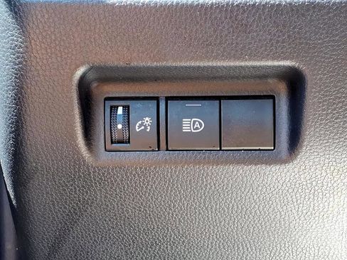 Certified 2022 Toyota RAV4 XLE AWD/4WD image 22
