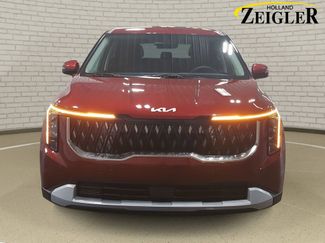 New 2026 Kia Carnival LXS video 2