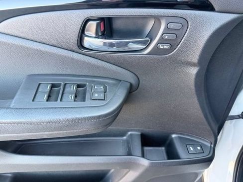 Used 2016 Honda Pilot Elite image 10