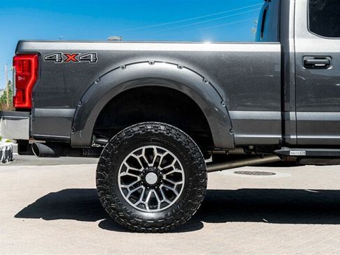 Used 2019 Ford F250 Lariat w/ Lariat Ultimate Package AWD/4WD image 15
