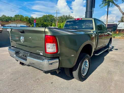 Used 2021 RAM 3500 Tradesman w/ Chrome Appearance Group AWD/4WD image 4