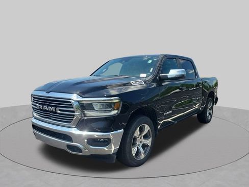 Used 2024 RAM 1500 Laramie AWD/4WD image 12