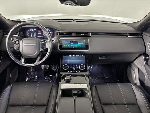 Used 2019 Land Rover Range Rover Velar R-Dynamic SE image 17