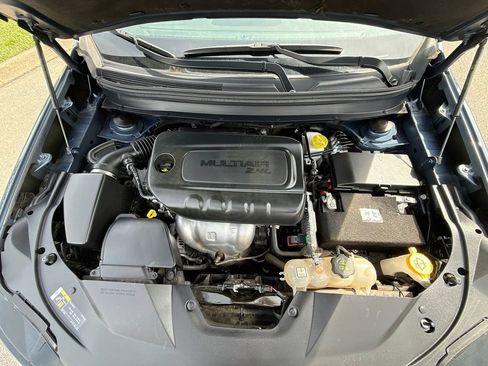 Used 2021 Jeep Cherokee Latitude AWD/4WD image 30