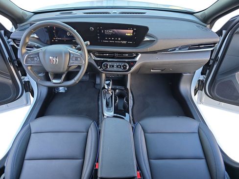 Used 2025 Buick Envista Sport Touring image 15