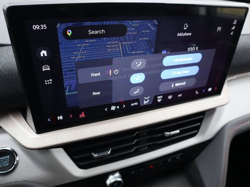 New 2025 Ford Explorer Active image 7