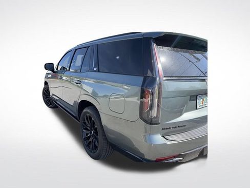 Used 2024 Cadillac Escalade Sport Platinum w/ LPO, ONYX Package AWD/4WD image 14