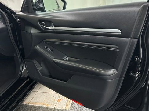 Used 2019 Nissan Altima 2.5 Platinum AWD/4WD image 32