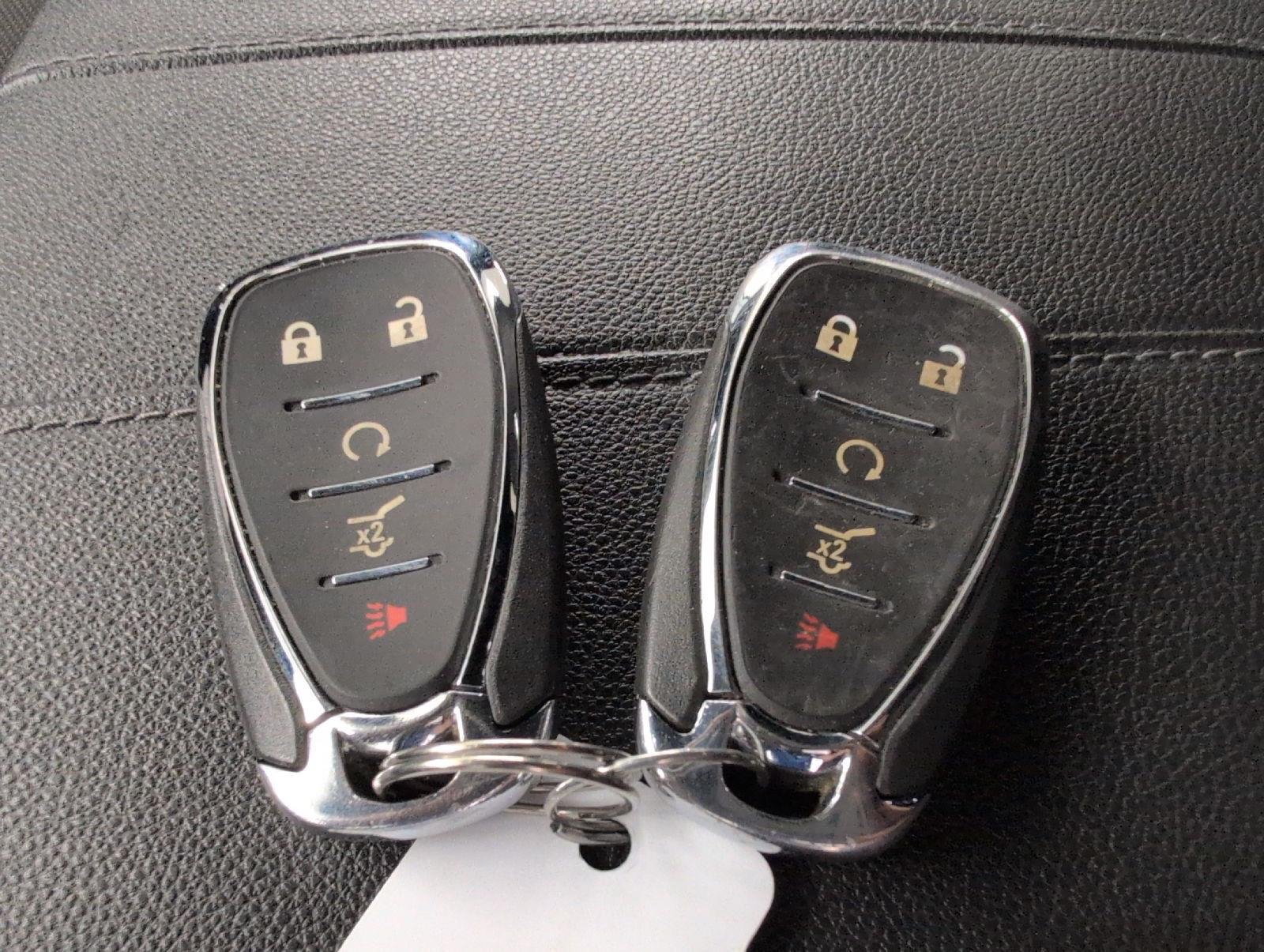 Used 2023 Chevrolet Traverse LT w/ LPO, Floor Liner Package AWD/4WD image 27