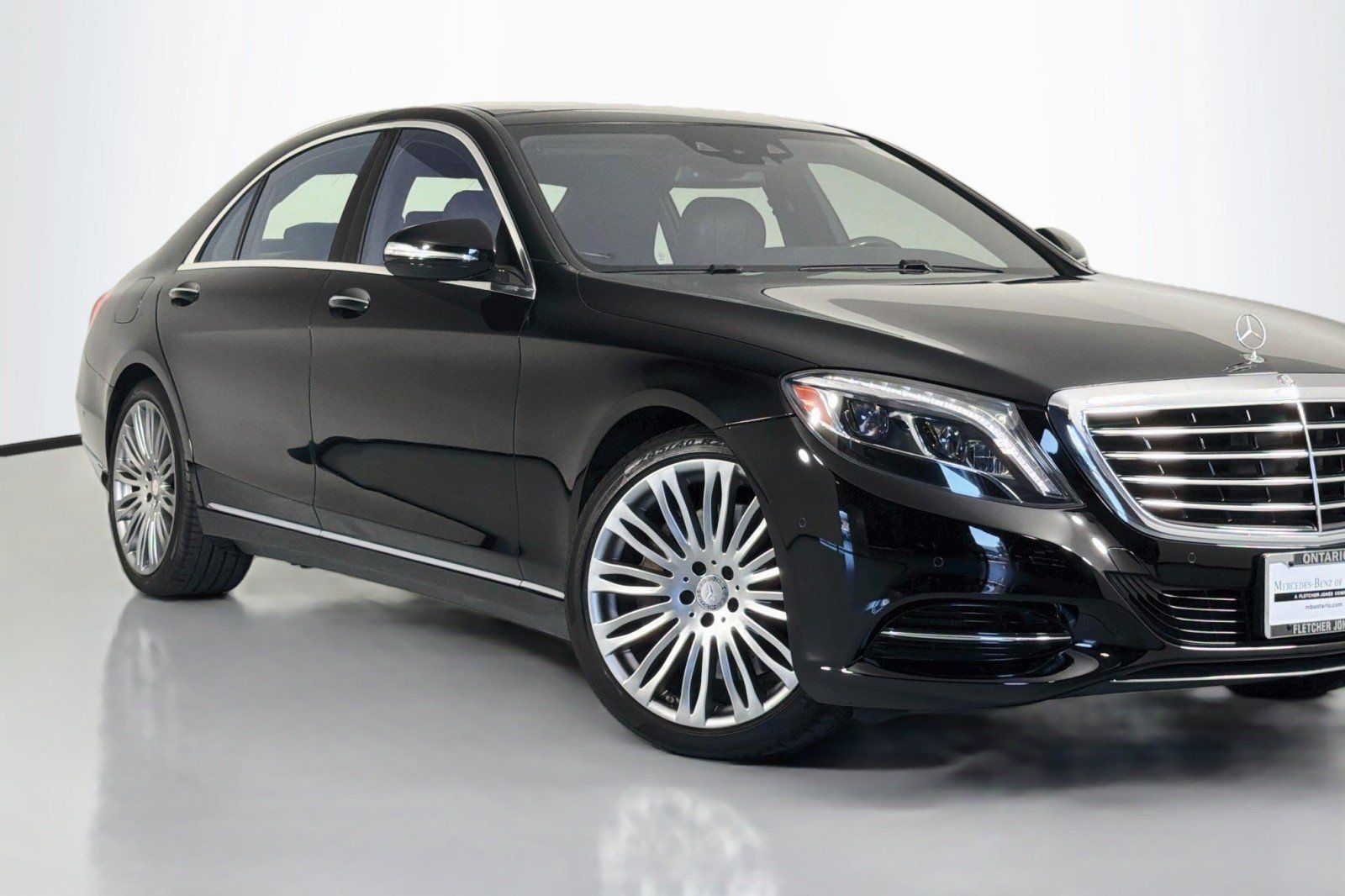 Used 2016 Mercedes-Benz S 550 Sedan image 14