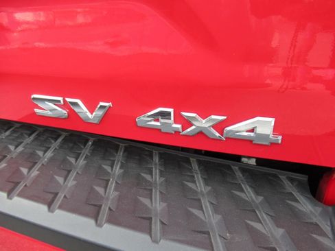 Used 2024 Nissan Titan SV w/ SV Convenience Package AWD/4WD image 11