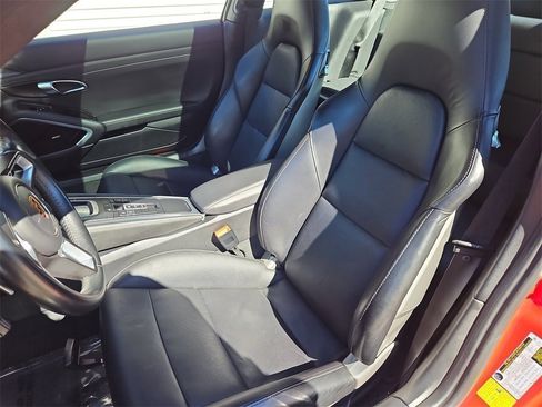 Certified 2017 Porsche 911 Carrera image 5