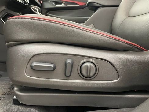 New 2026 Chevrolet TrailBlazer RS w/ Convenience Package image 9