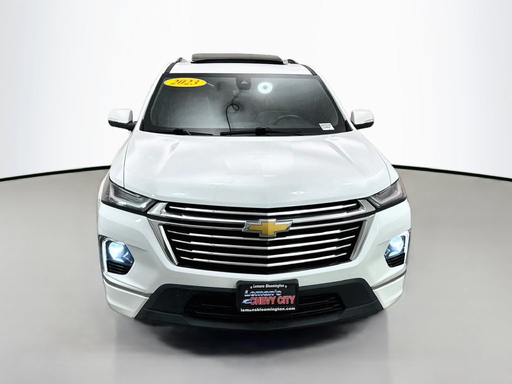 Used 2023 Chevrolet Traverse Premier AWD/4WD image 2