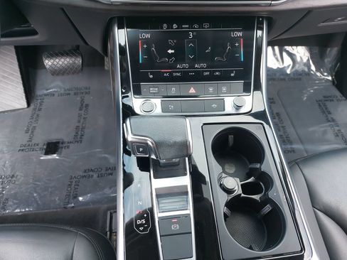 Used 2023 Audi Q7 3.0T Premium Plus w/ Premium Plus Package AWD/4WD image 24