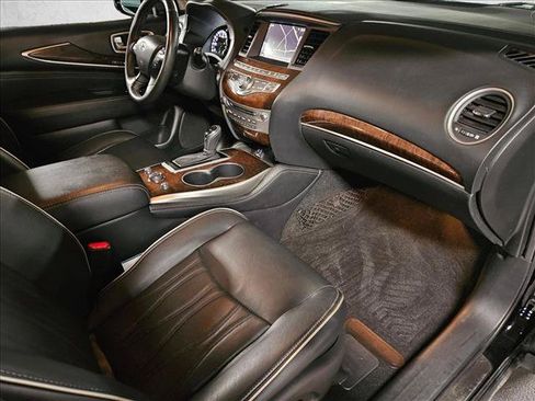Used 2020 INFINITI QX60 Luxe w/ Sensory Package FWD image 21