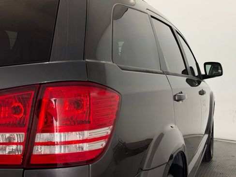 Used 2020 Dodge Journey SE w/ SE Popular Equipment Group FWD image 56