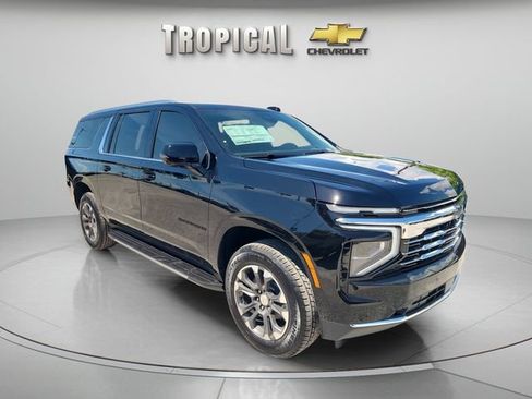 New 2026 Chevrolet Suburban LT w/ Comfort Package RWD image 7