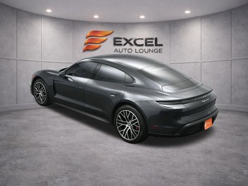 Used 2022 Porsche Taycan 4S image 59