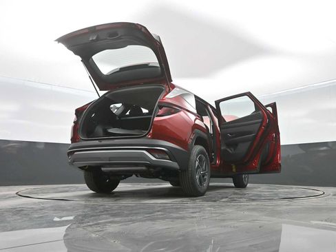 New 2026 Hyundai Tucson Blue SE image 33