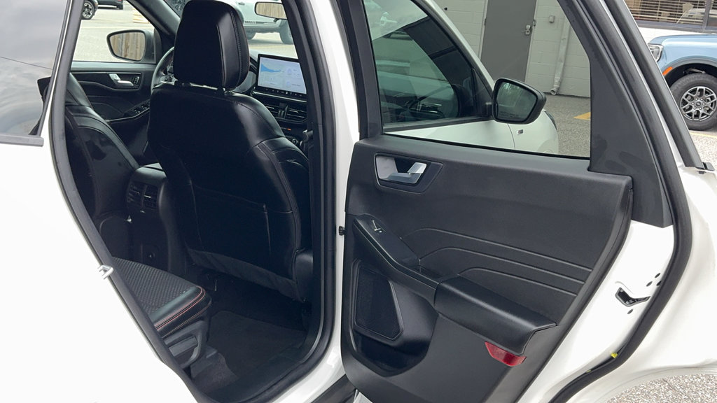 Certified 2024 Ford Escape ST-Line w/ Tech Pack #1 FWD image 36