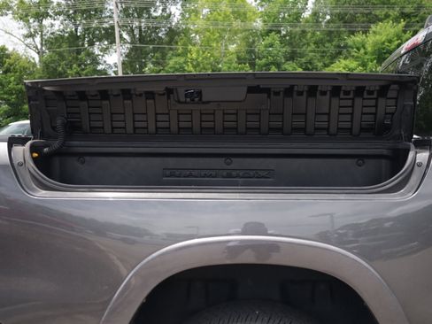 Used 2019 RAM 1500 Limited AWD/4WD image 16