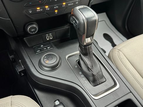 Used 2019 Ford Ranger XLT w/ Equipment Group 301A Mid image 15