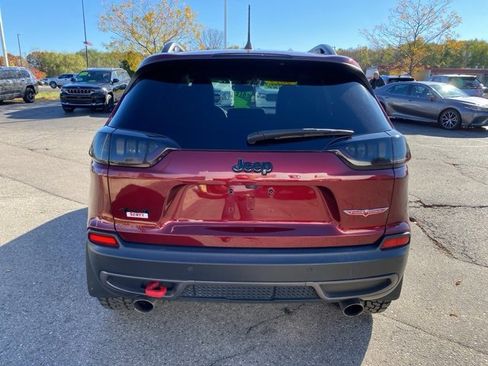 Used 2019 Jeep Cherokee Trailhawk w/ Cold Weather Group image 4