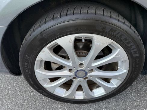 Used 2017 Mercedes-Benz E 300 image 10