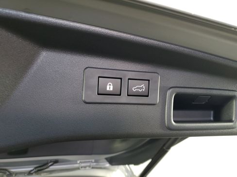 New 2026 Subaru Outback Touring XT image 34