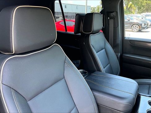 Used 2026 GMC Yukon Elevation w/ Elevation Premium Package AWD/4WD image 30