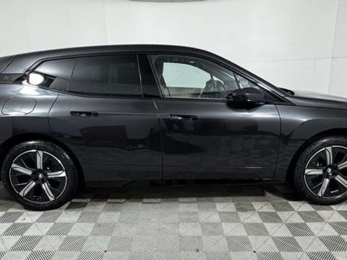New 2026 BMW iX xDrive45 image 8