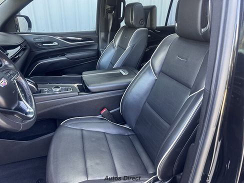 Used 2021 Cadillac Escalade Sport w/ Driver Assist Tech Package image 28