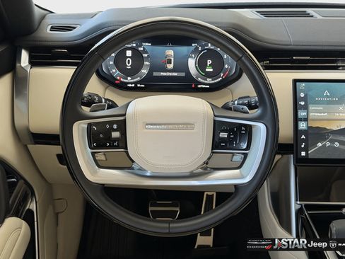 Used 2025 Land Rover Range Rover SE AWD/4WD image 20