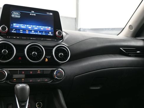 Used 2025 Nissan Sentra SV FWD image 15