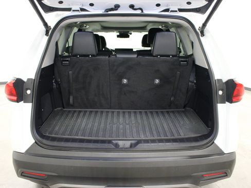 Used 2024 Toyota Grand Highlander AWD image 14