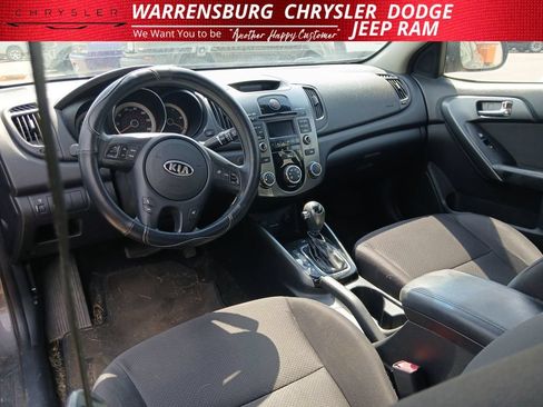 Used 2013 Kia Forte EX w/ Fuel Economy Pkg FWD image 12