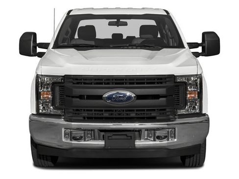 Used 2017 Ford F250 XLT w/ XLT Premium Package AWD/4WD image 4