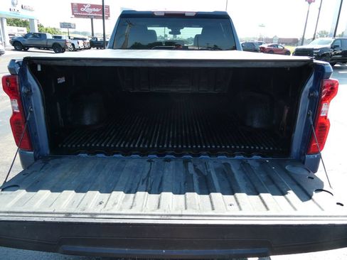 Certified 2024 Chevrolet Silverado 1500 Custom AWD/4WD image 18