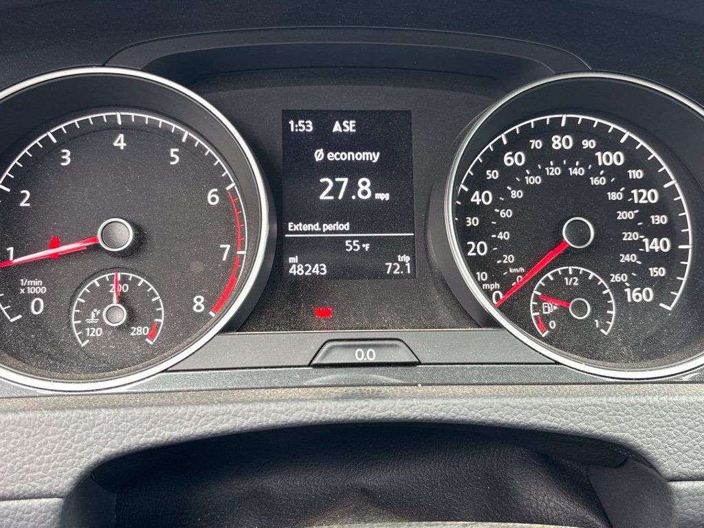 Used 2019 Volkswagen Golf Alltrack AWD/4WD image 14
