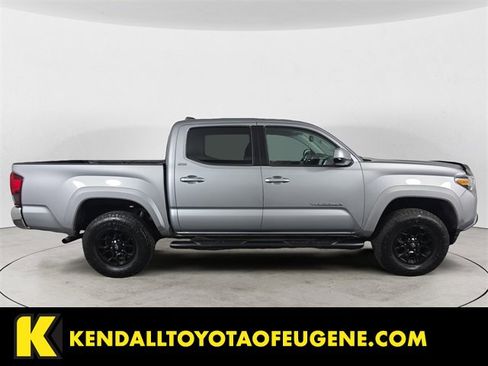 Used 2021 Toyota Tacoma SR5 image 6