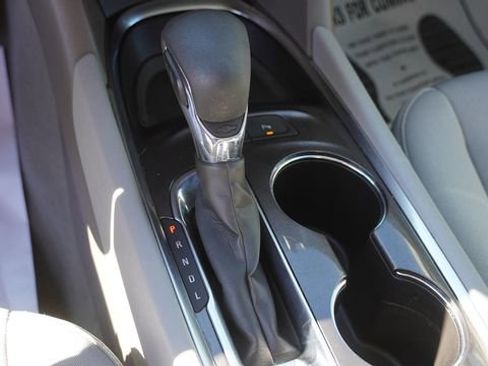 Used 2024 Chevrolet Malibu LT image 25