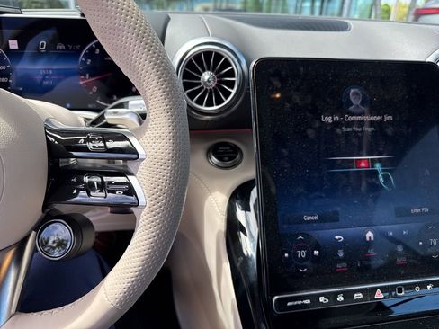 Used 2025 Mercedes-Benz SL 55 AMG 4MATIC image 4