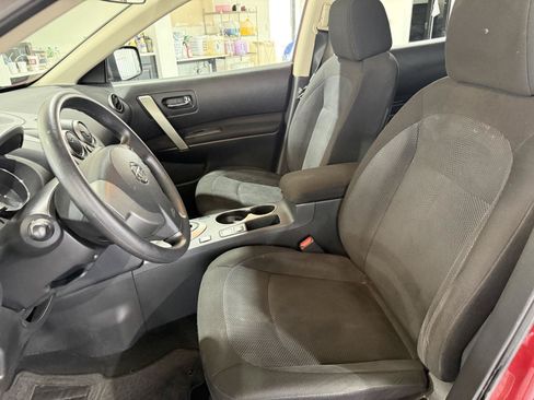 Used 2013 Nissan Rogue S FWD image 17