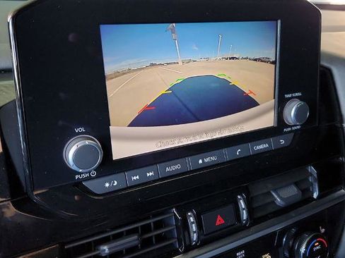 Certified 2025 Nissan Pathfinder SV image 20