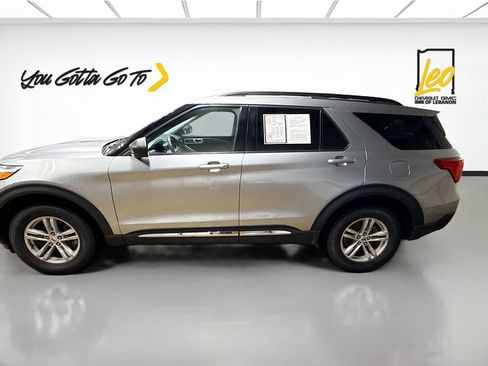 Used 2024 Ford Explorer XLT w/ Equipment Group 202A image 8