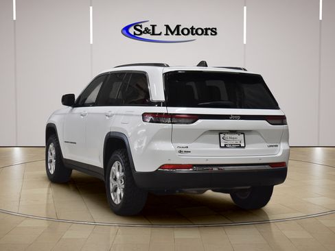 Used 2023 Jeep Grand Cherokee Limited AWD/4WD image 6