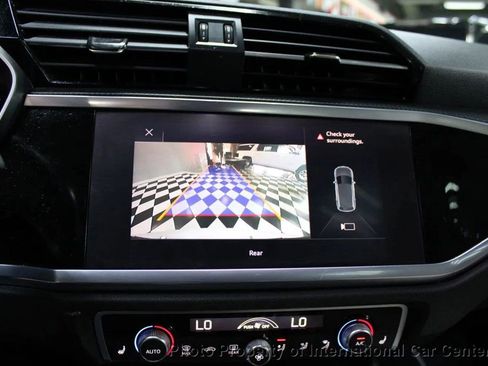 Used 2020 Audi Q3 2.0T Premium image 15