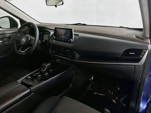 Used 2021 Nissan Rogue S FWD image 27